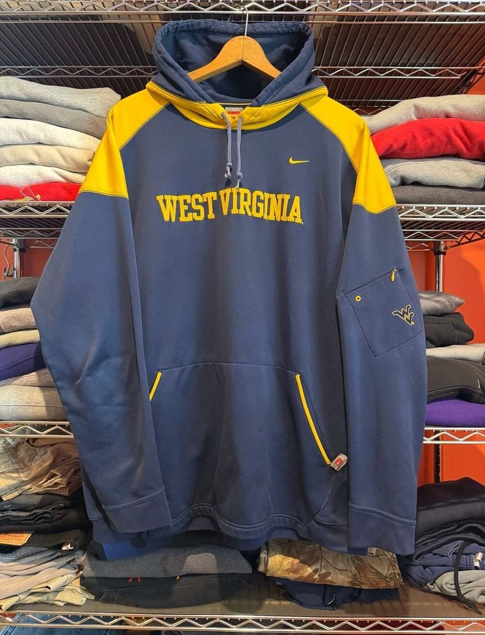 Nike Team West Virginia Mountaineers XXL Navy Blue Therma Fit Hoodie